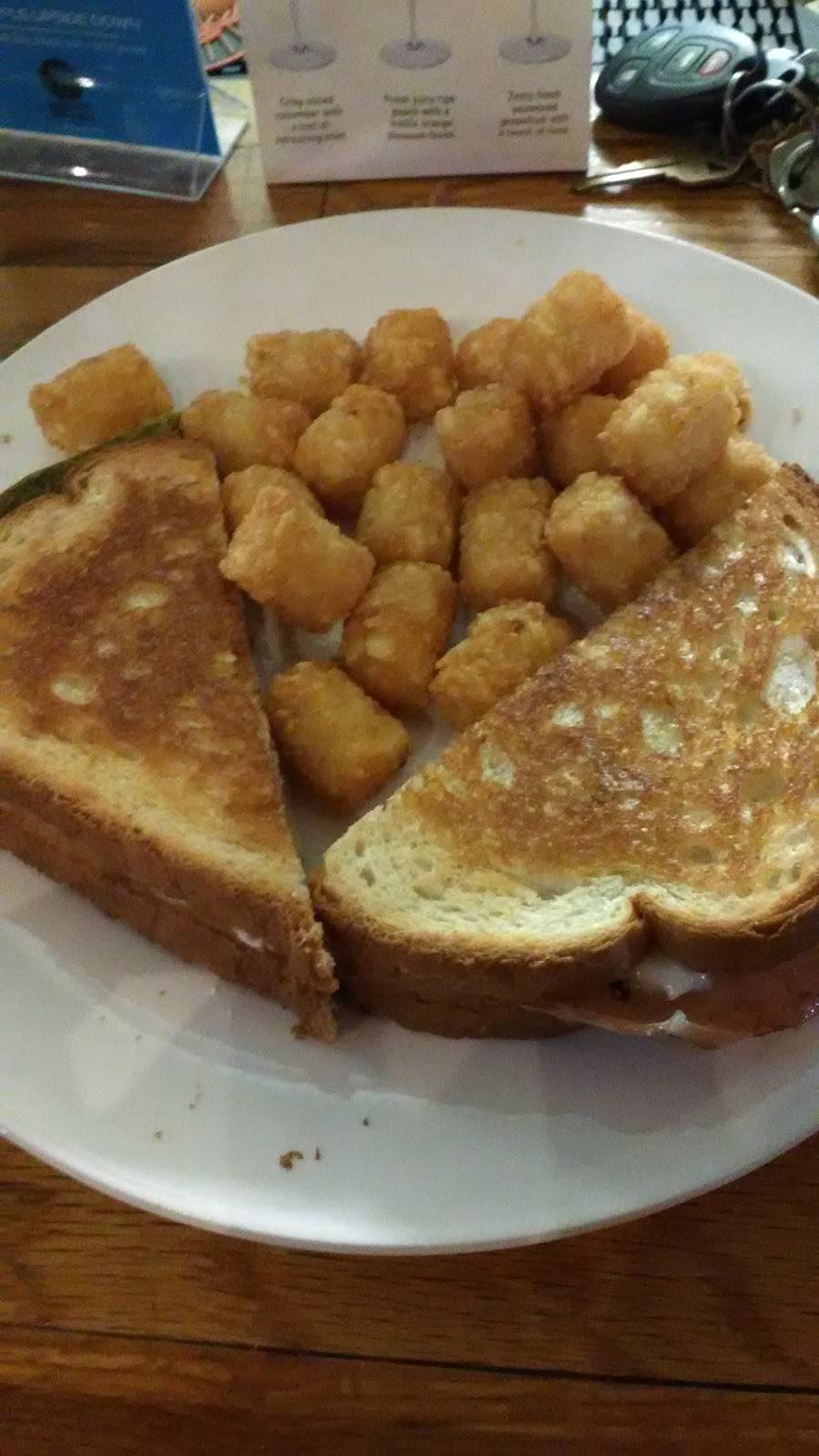 Southport Food & Spirits | restaurant | 629 Southport Rd, Roebuck, SC 29376, USA | 8645961077 OR +1 864-596-1077