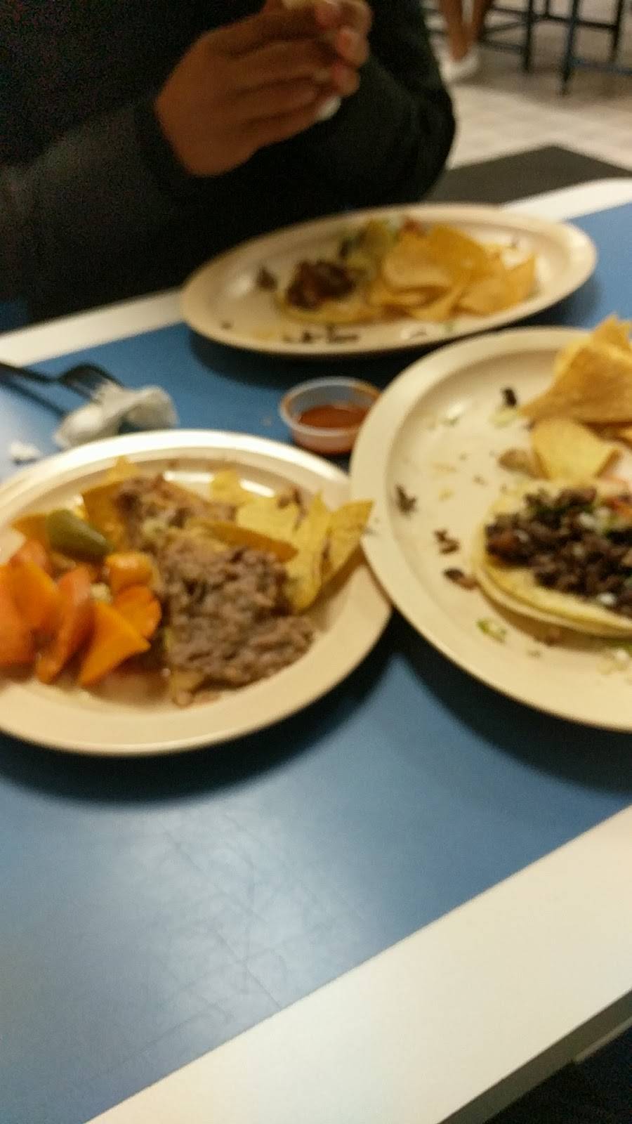 Tacos Los Toritos | restaurant | 18520 Soledad Canyon Rd, Santa Clarita, CA 91351, USA | 6613607400 OR +1 661-360-7400