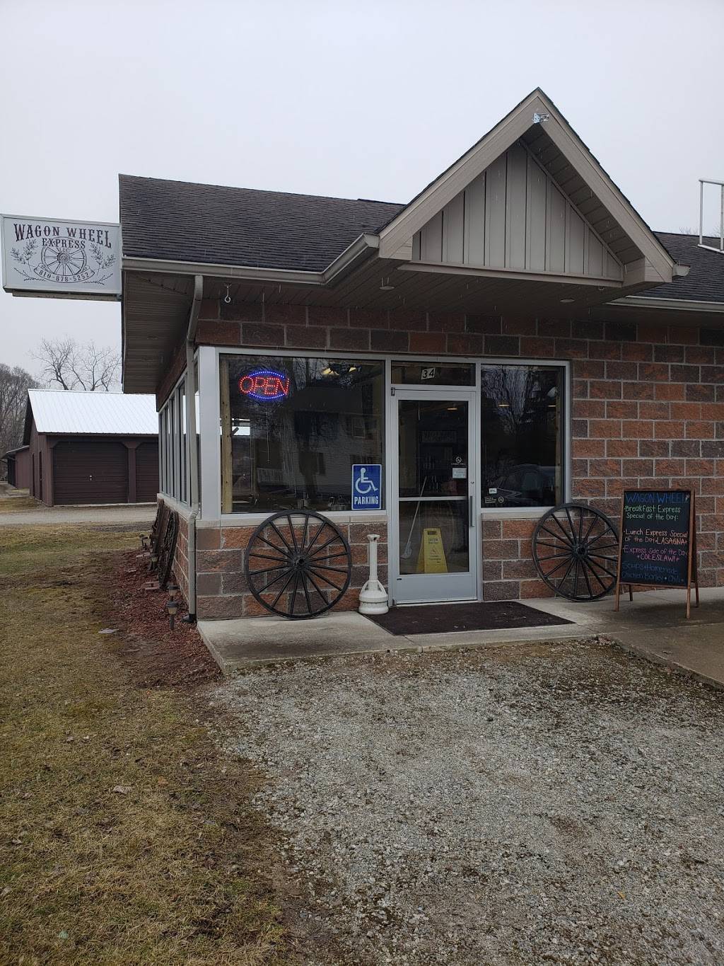 Wagon Wheel Express llc | restaurant | 34 S Howard Ave, Croswell, MI 48422, USA | 8108785252 OR +1 810-878-5252