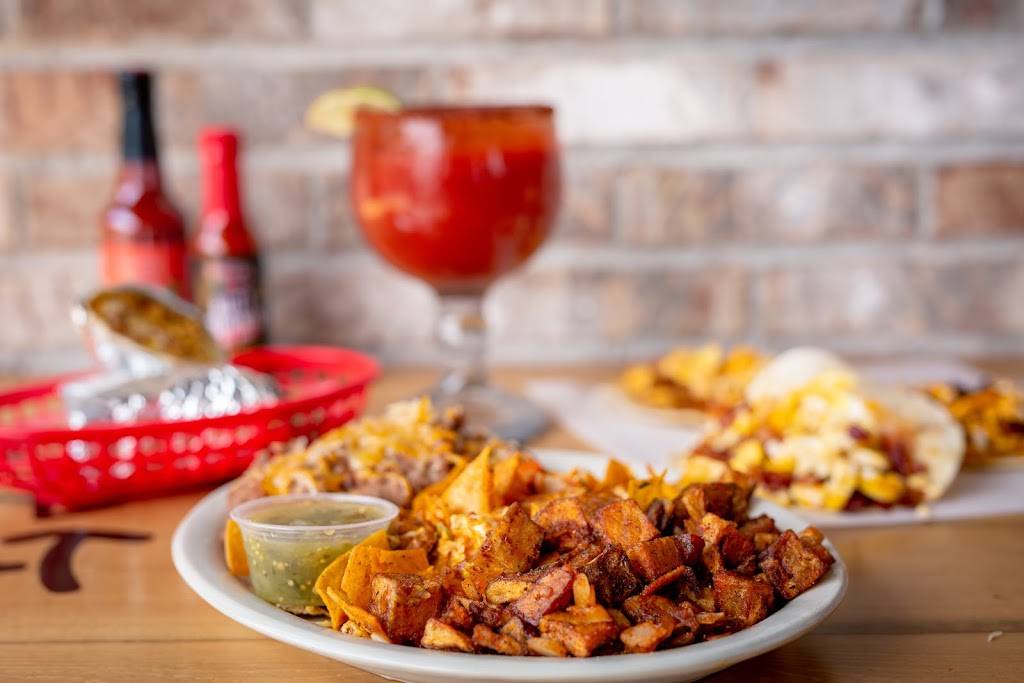 Fuzzys Taco Shop | restaurant | 205 E Nifong Blvd Suite 200, Columbia, MO 65203, USA | 5738182233 OR +1 573-818-2233