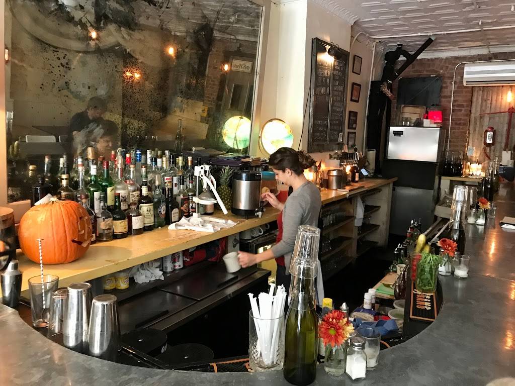 Littleneck | restaurant | 288 3rd Ave, Brooklyn, NY 11215, USA | 7185221921 OR +1 718-522-1921