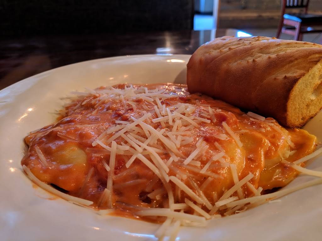 Cordavinos | restaurant | 310 Ferry St, Metropolis, IL 62960, USA | 6183096111 OR +1 618-309-6111