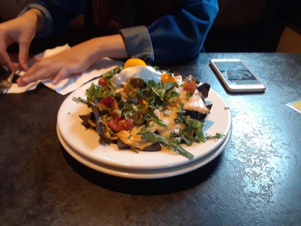 Cousin Pats Pub & Grill | restaurant | 451 S St Vrain Ave, Estes Park, CO 80517, USA | 9705867287 OR +1 970-586-7287