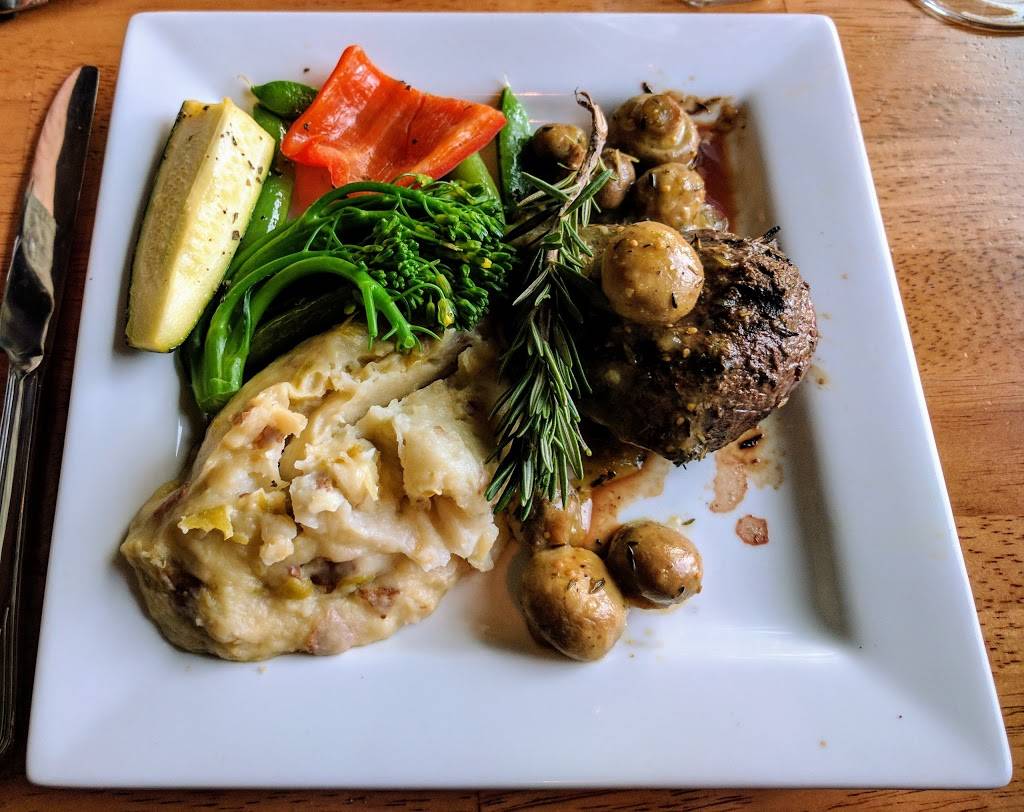 Twin Owls Steakhouse | restaurant | 800 MacGregor Ave, Estes Park, CO 80517, USA | 9705869344 OR +1 970-586-9344