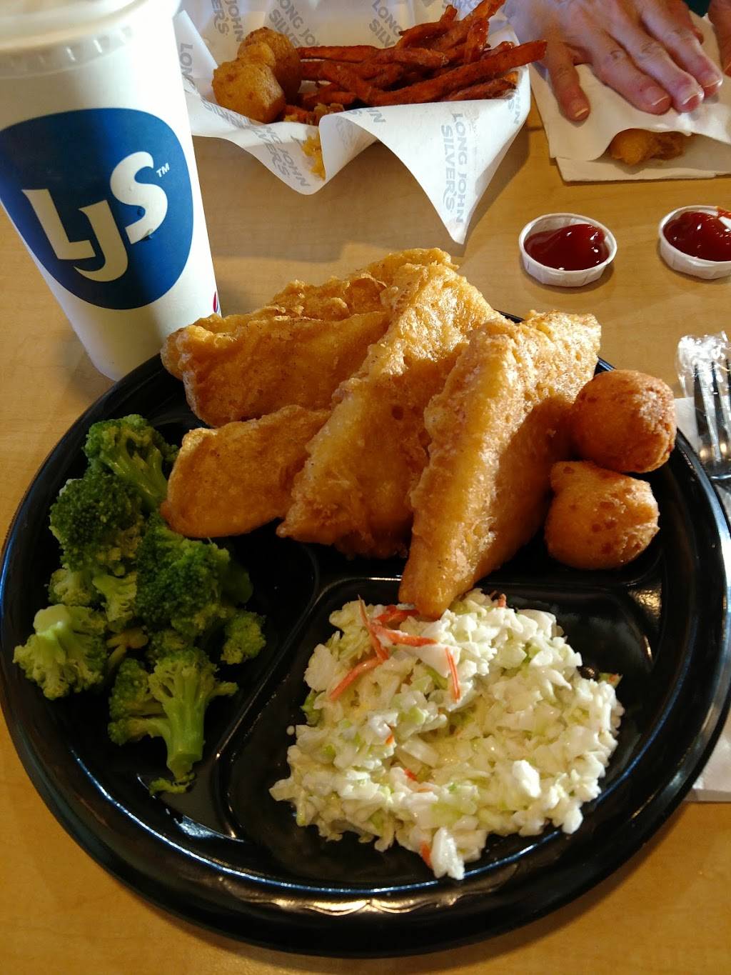 Long John Silvers | restaurant | 313 S Power Rd, Mesa, AZ 85206, USA | 4808074893 OR +1 480-807-4893