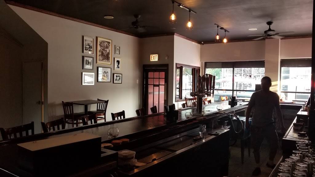 The Mozart | restaurant | 2830 W Armitage Ave, Chicago, IL 60647, USA | 7736879050 OR +1 773-687-9050