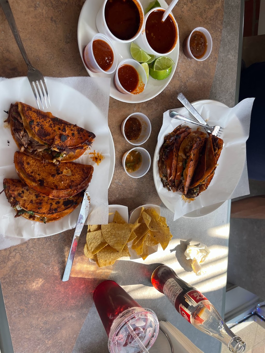 Taqueria Los Altos | restaurant | 6638 Bancroft Ave, Oakland, CA 94605, USA | 5109047042 OR +1 510-904-7042