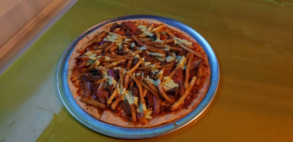 Chifrijo | restaurant | 242 N Main St, Ansonia, CT 06401, USA | 2035165494 OR +1 203-516-5494