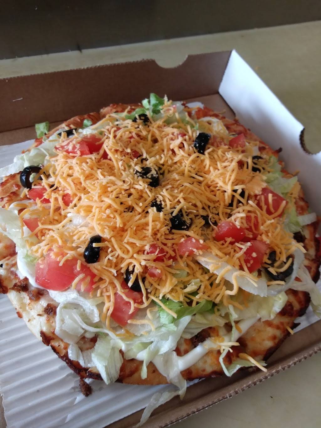 East of Chicago | restaurant | 1980 Cooper Foster Park Rd B, Lorain, OH 44053, USA | 4409898448 OR +1 440-989-8448