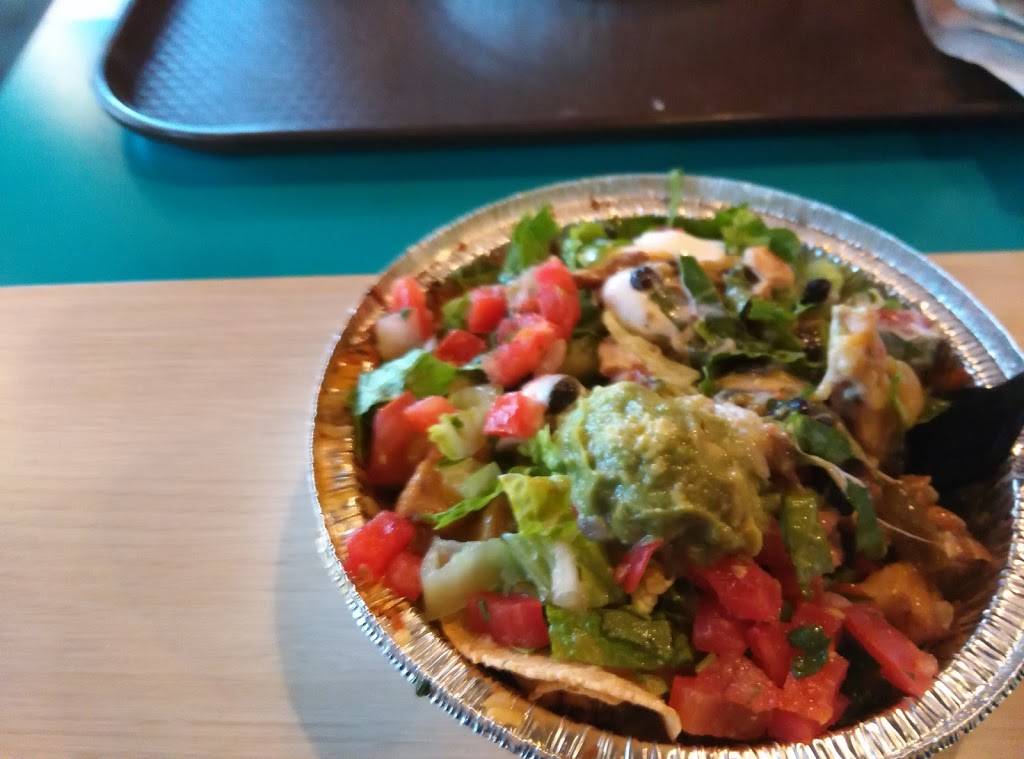 Costa Vida | restaurant | 11909 SE Mill Plain Blvd #200, Vancouver, WA 98684, USA | 3609808178 OR +1 360-980-8178