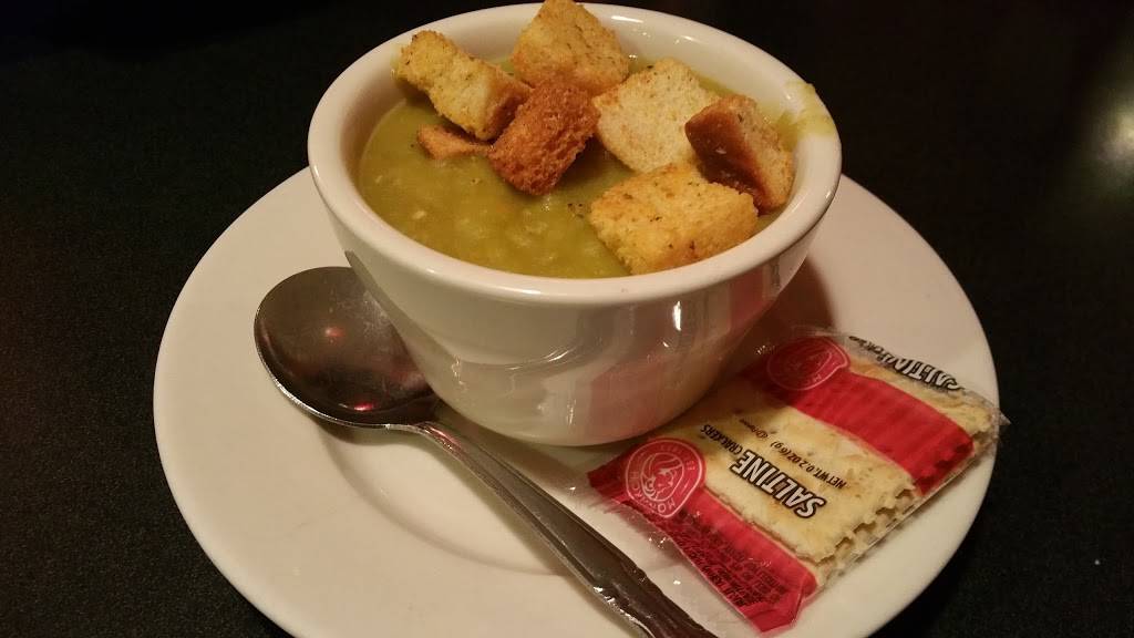 Country Club Diner | restaurant | 1717 Cottman Ave, Philadelphia, PA 19111, USA | 2157220500 OR +1 215-722-0500