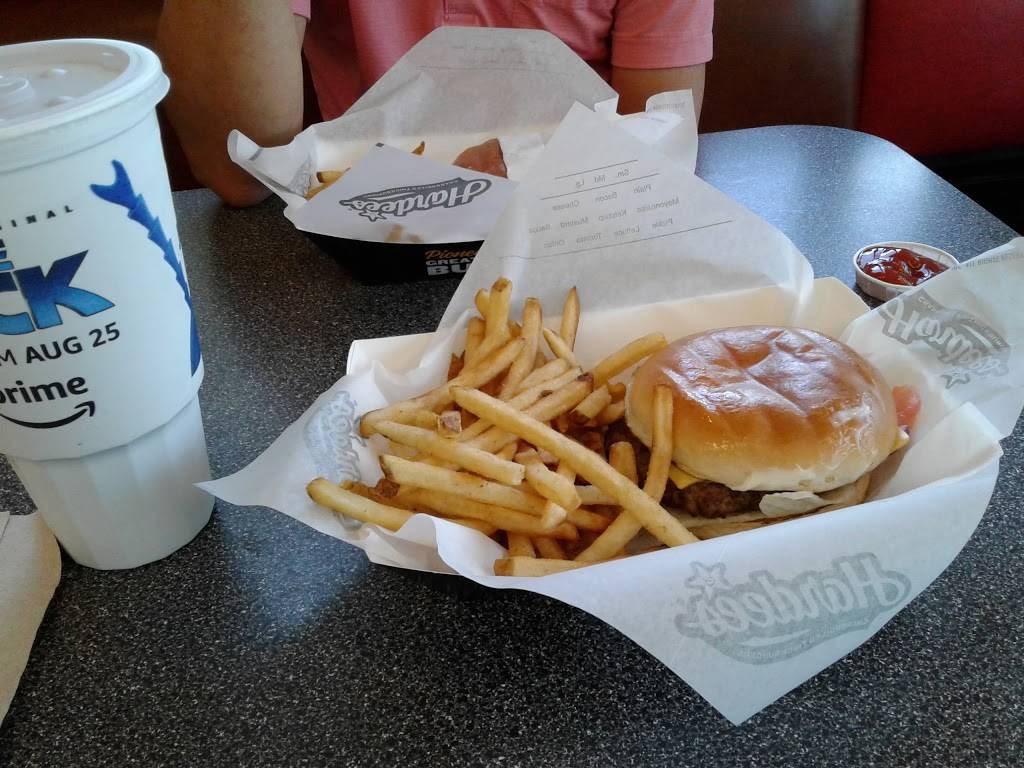 Hardees | restaurant | 10 N W Santa Fe Blvd, High Springs, FL 32643, USA | 3864541933 OR +1 386-454-1933