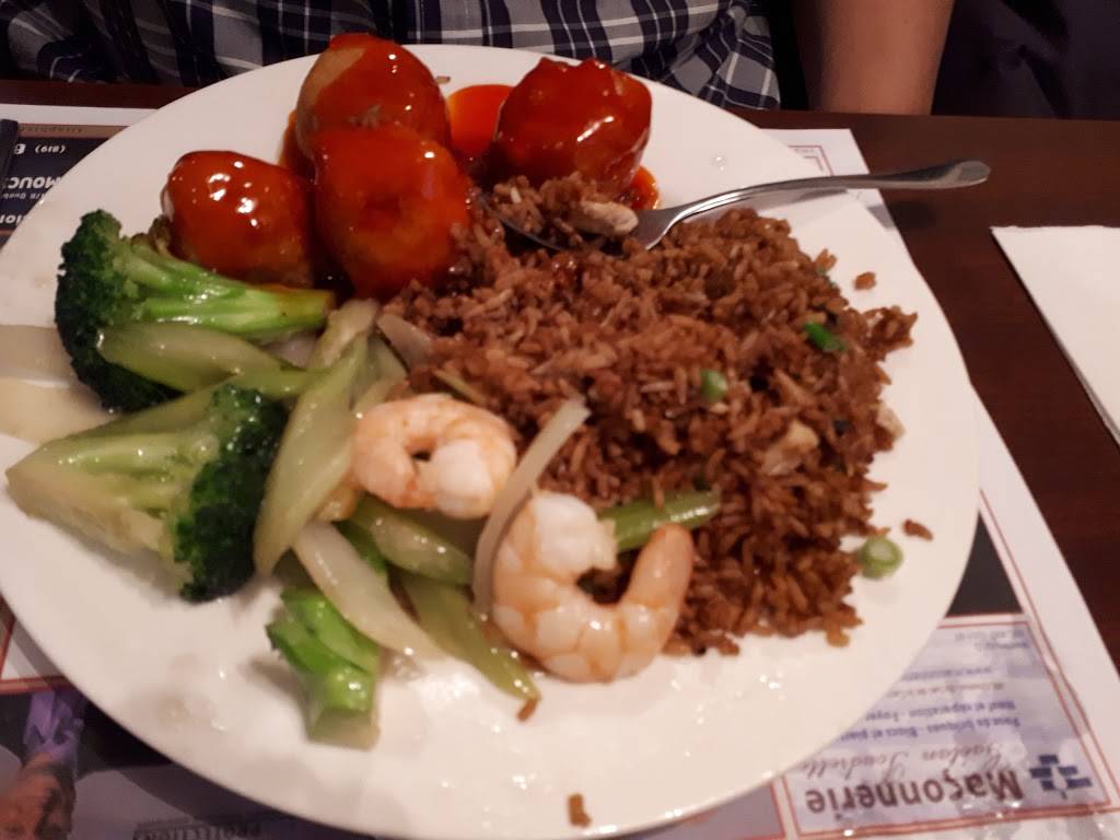 Ding-Ho Chinese Food | restaurant | 2310 Rue Saint-Louis, Gatineau, QC J8T 5L7, Canada | 8195616644 OR +1 819-561-6644