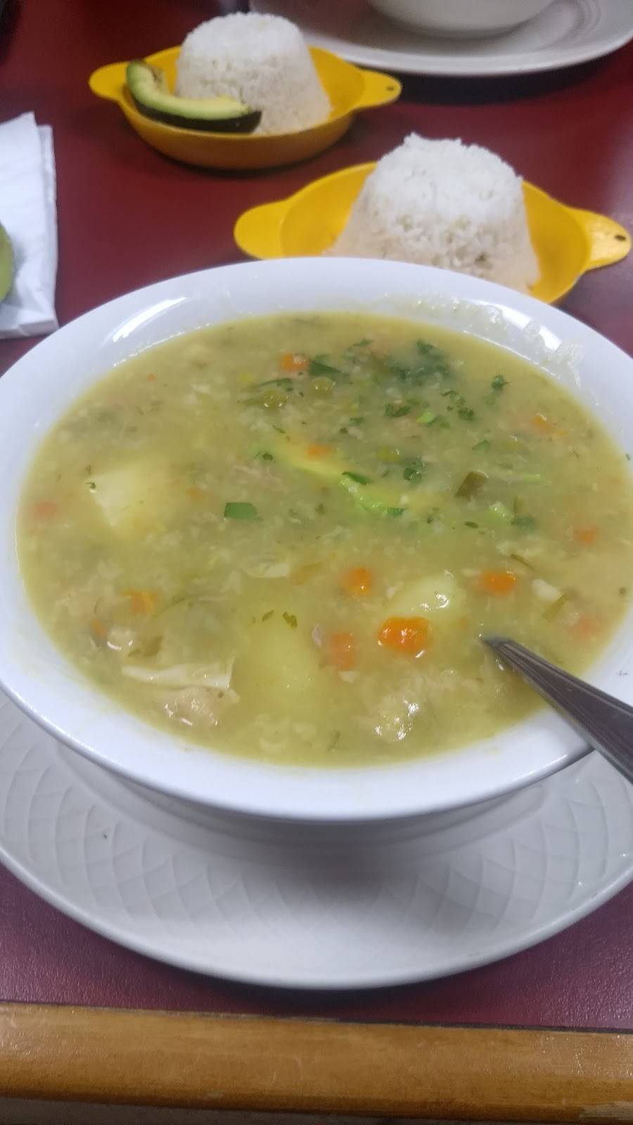 La Tiendita Colombian Restaurant | restaurant | 456 W Main St, Mesa, AZ 85201, USA | 4808985546 OR +1 480-898-5546