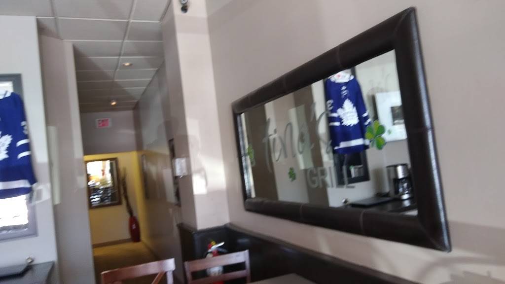 Tinas Grill | restaurant | 330 McClellan Way, Aurora, ON L4G 6X8, Canada | 9057510300 OR +1 905-751-0300