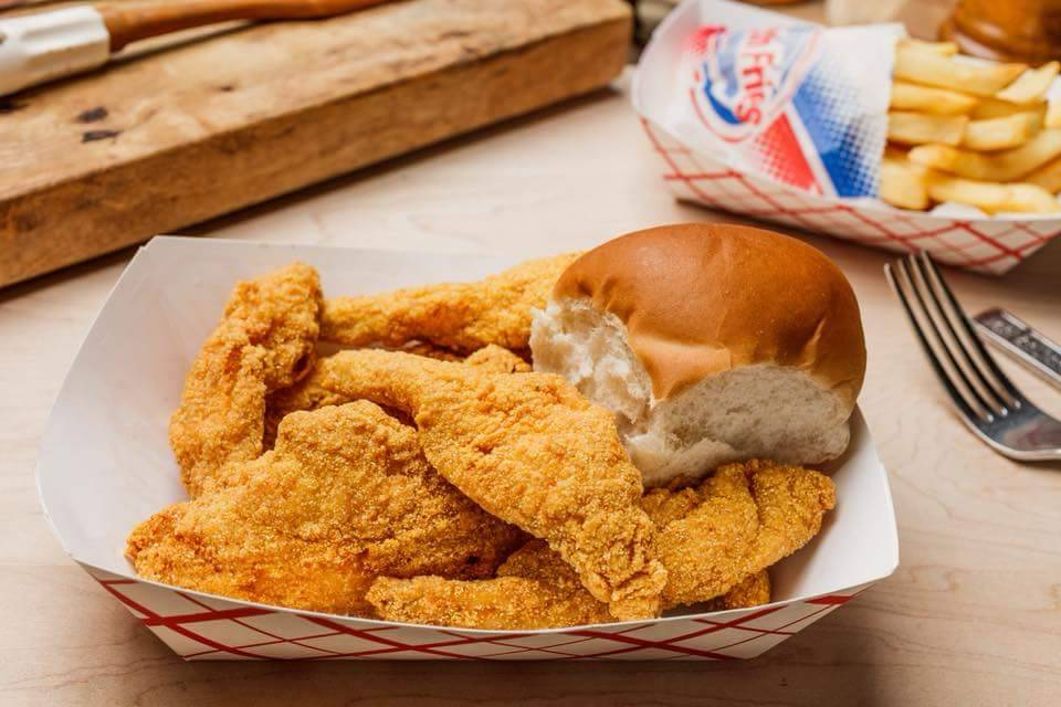 Leaders | restaurant | 203 W Cornerview St, Gonzales, LA 70737, USA | 2256477162 OR +1 225-647-7162