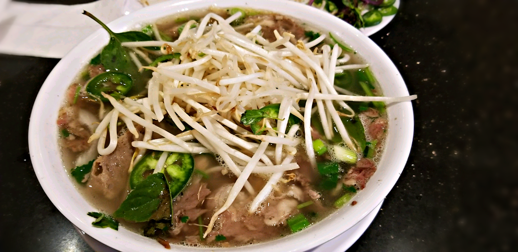 Pho 92 Restaurant | restaurant | 1661 E 6th St, Beaumont, CA 92223, USA | 9518458133 OR +1 951-845-8133