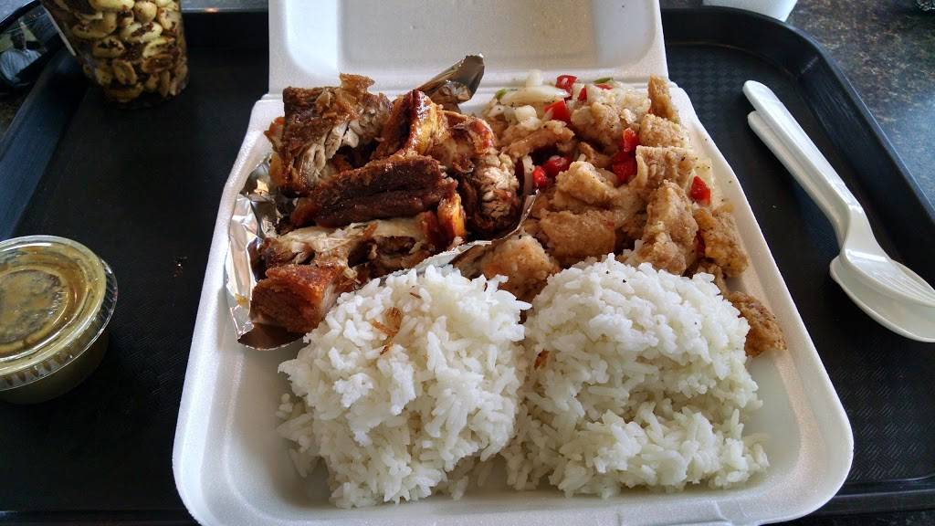 Tita Celias | restaurant | 621 W Carson St, Carson, CA 90745, USA | 3108346289 OR +1 310-834-6289