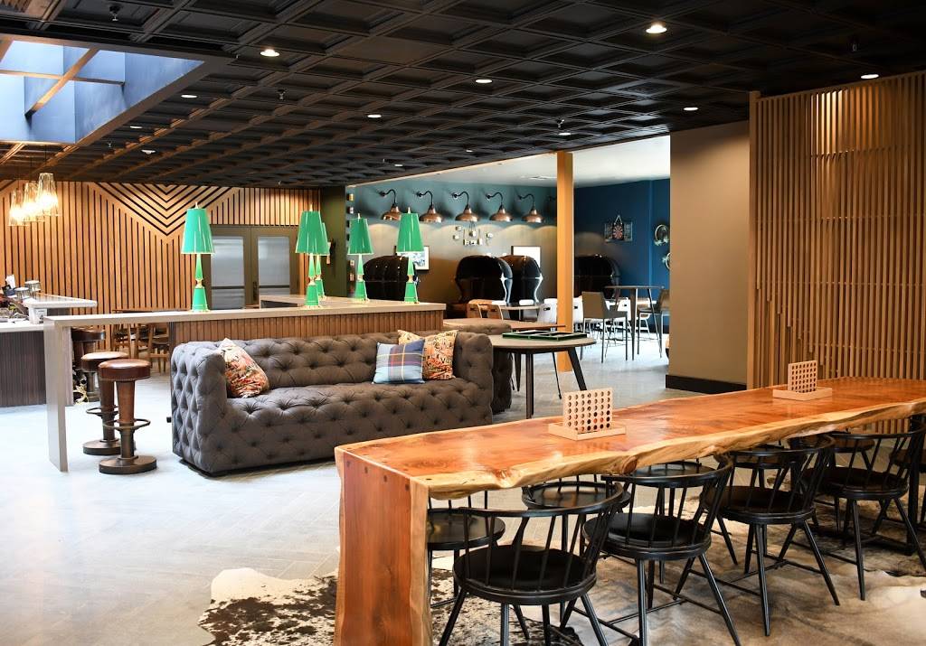 Leroys | restaurant | The Kinney, 1800 Monterey St, San Luis Obispo, CA 93401, USA | 8055448600 OR +1 805-544-8600