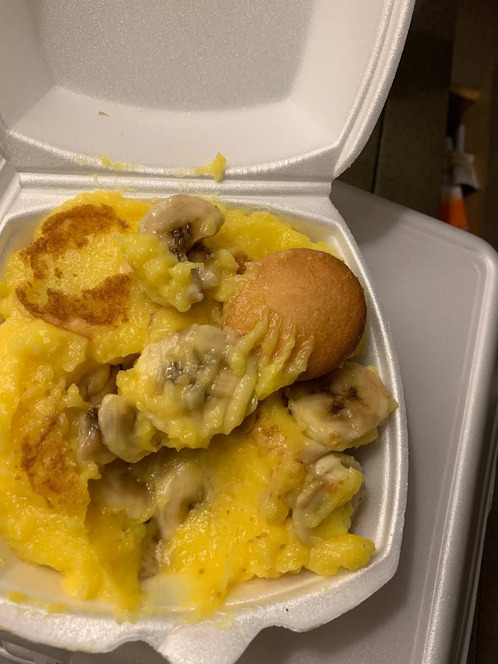 Redwood Cafe Supper Club | restaurant | 516 Orange St, Newark, NJ 07107, USA | 9733888854 OR +1 973-388-8854