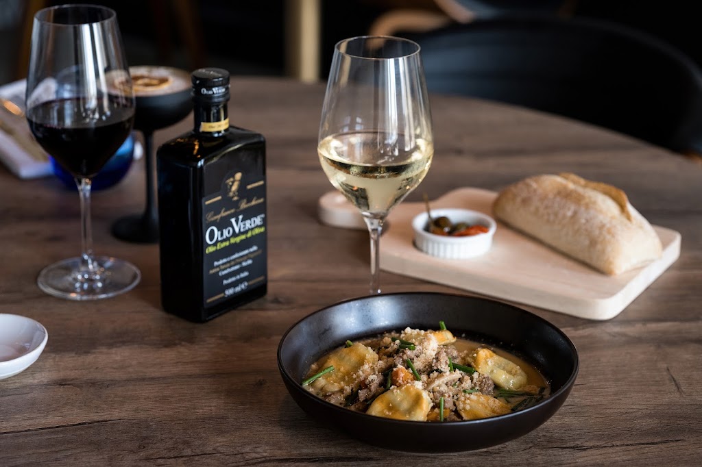 Next Door | restaurant | 5971 Silver King Blvd #114, Cape Coral, FL 33914, USA | 2399842453 OR +1 239-984-2453