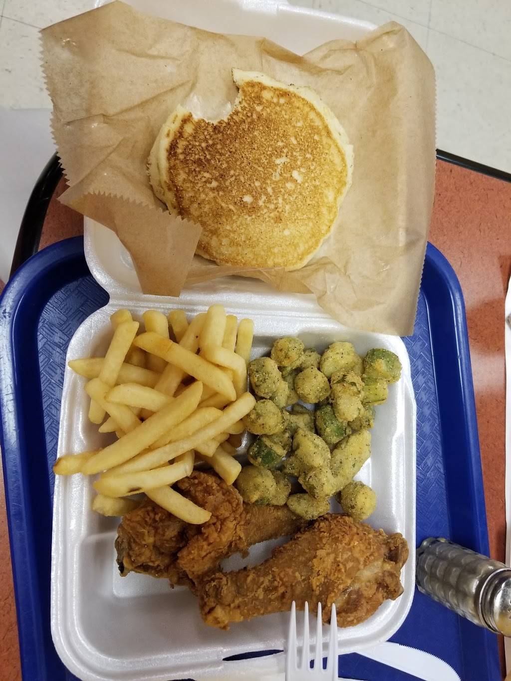 Freds Country Kitchen | restaurant | 132 Mitchell St SW, Atlanta, GA 30303, USA | 4045245665 OR +1 404-524-5665