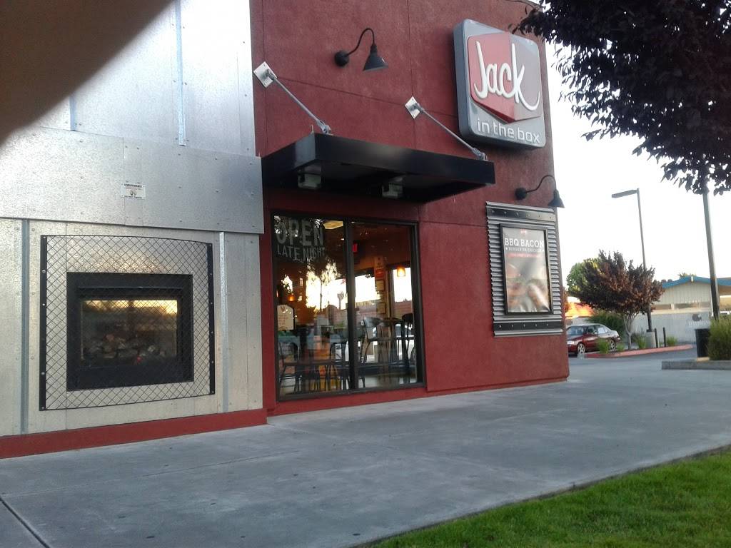 Jack in the Box | restaurant | 1632 Tully Rd, San Jose, CA 95122, USA | 4082743972 OR +1 408-274-3972