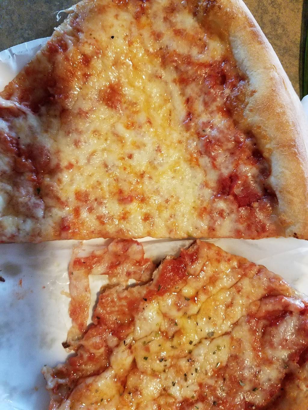 Italian Pizza & Subs | restaurant | 6220 Derry St # A, Harrisburg, PA 17111, USA | 7175640348 OR +1 717-564-0348