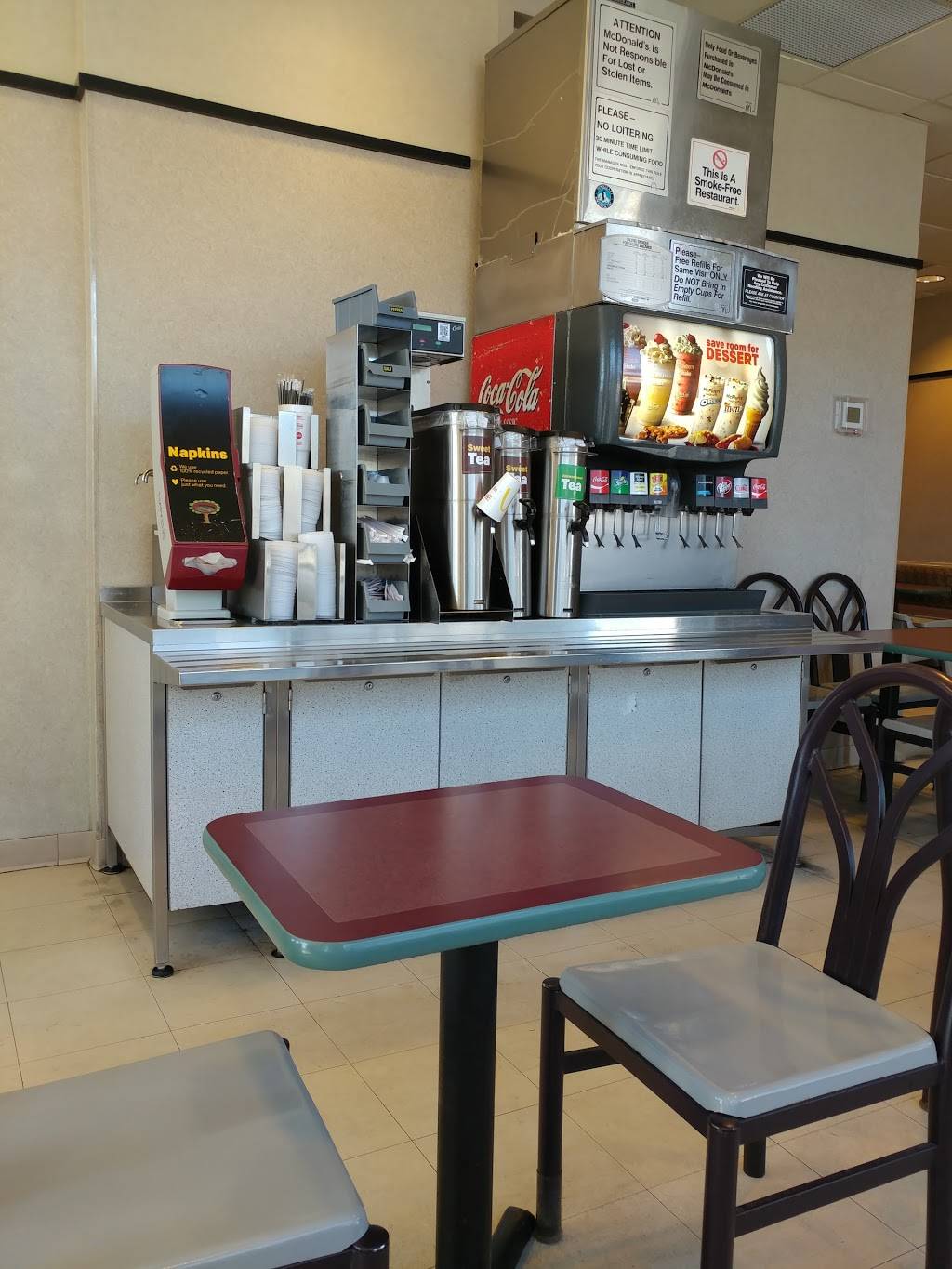 McDonalds | cafe | 3091 Nutley Street, Fairfax, VA 22031, USA | 7032069800 OR +1 703-206-9800