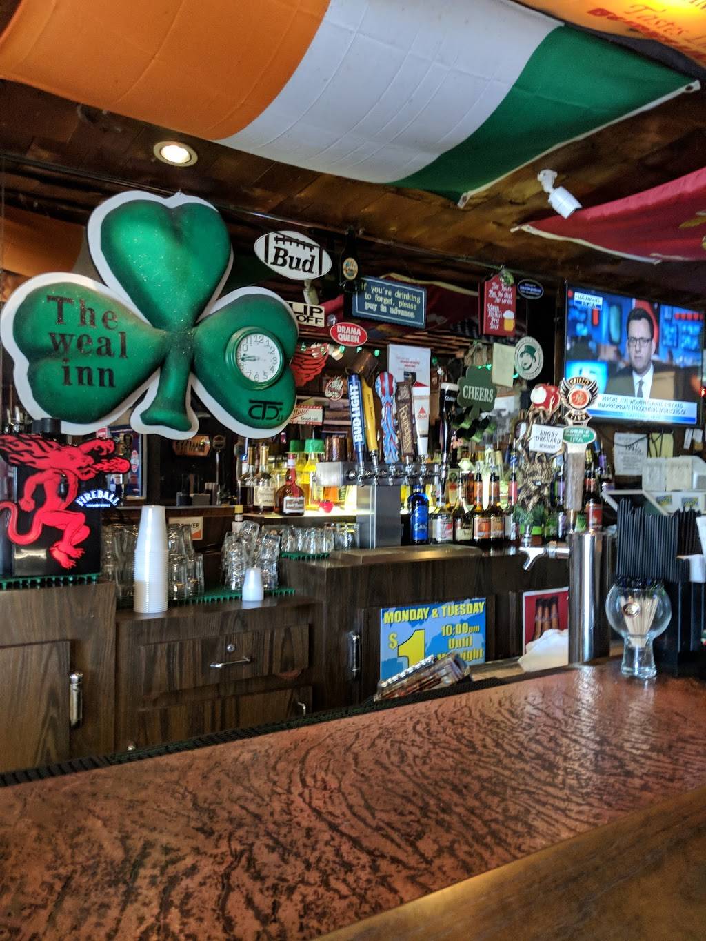 Weal Inn | restaurant | 2933 E Highland Rd, Highland Charter Twp, MI 48356, USA | 2488878140 OR +1 248-887-8140