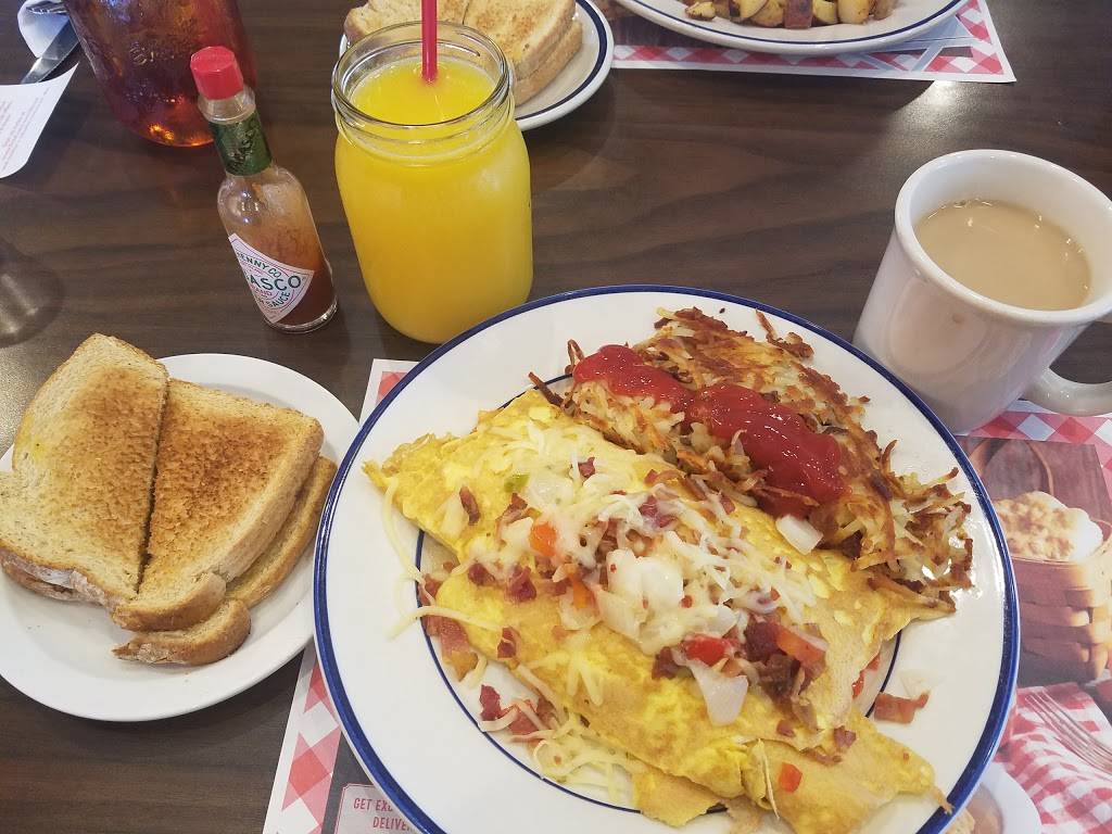 Bob Evans | restaurant | 2400 Tiffin Ave, Findlay, OH 45840, USA | 4194241800 OR +1 419-424-1800