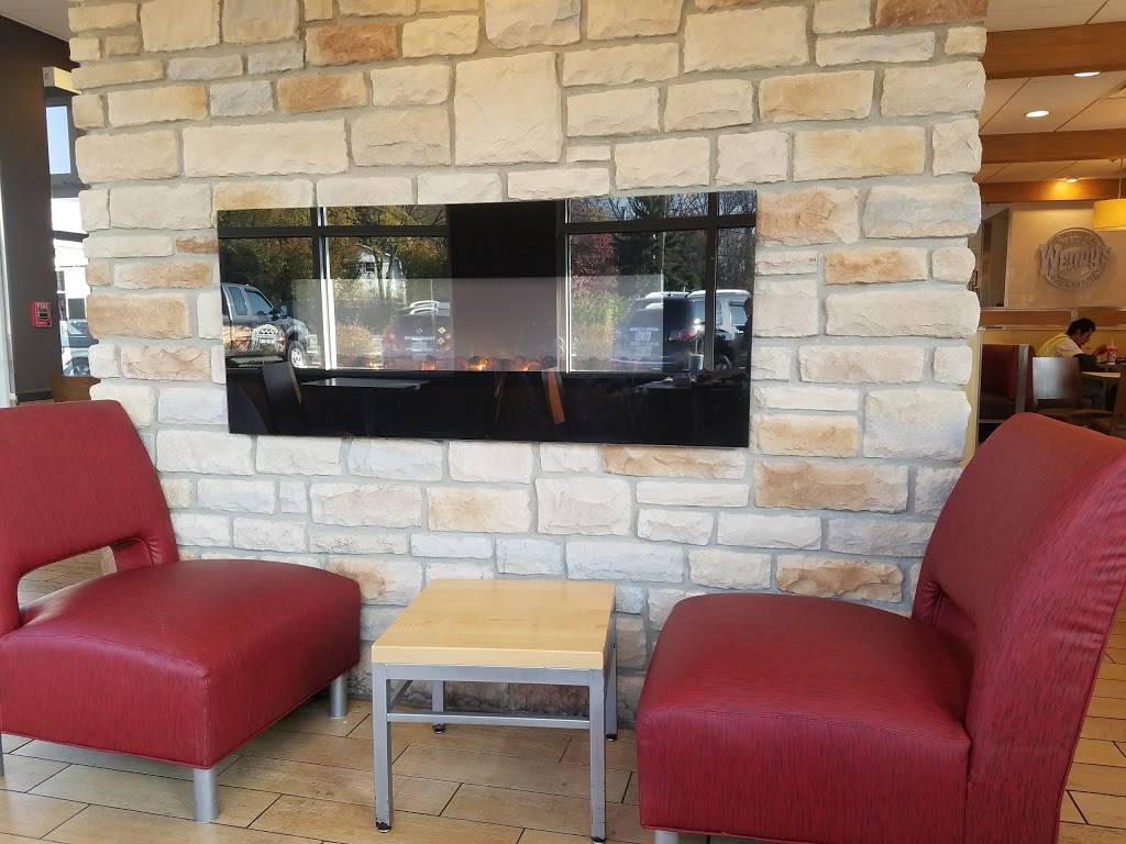 Wendys | restaurant | 12875 S Harlem Ave, Palos Heights, IL 60463, USA | 7089236676 OR +1 708-923-6676