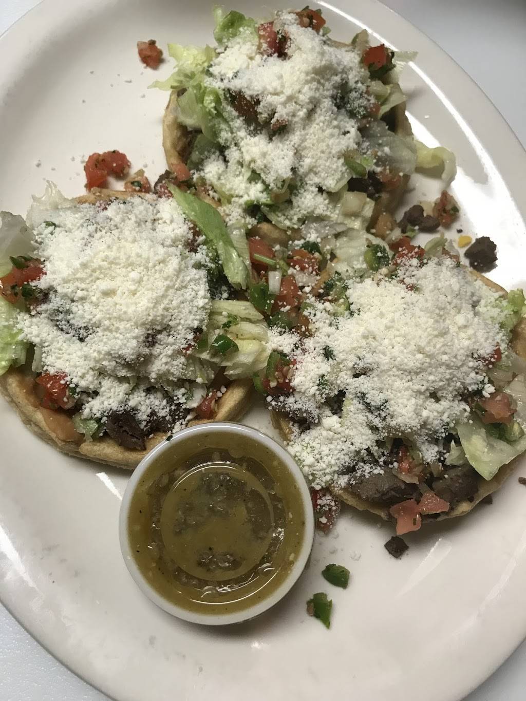 Machos Mexican Restaurant | restaurant | 1-11 Buccaneer Dr, Winnie, TX 77665, USA | 4092969838 OR +1 409-296-9838