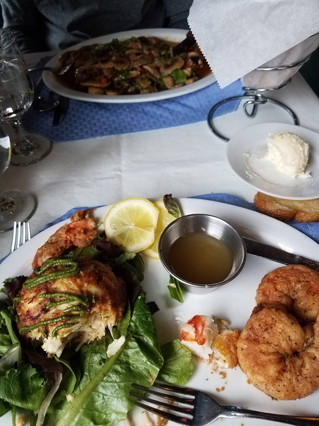 Chef Volas | restaurant | 111 S Albion Pl, Atlantic City, NJ 08401, USA | 6093452022 OR +1 609-345-2022