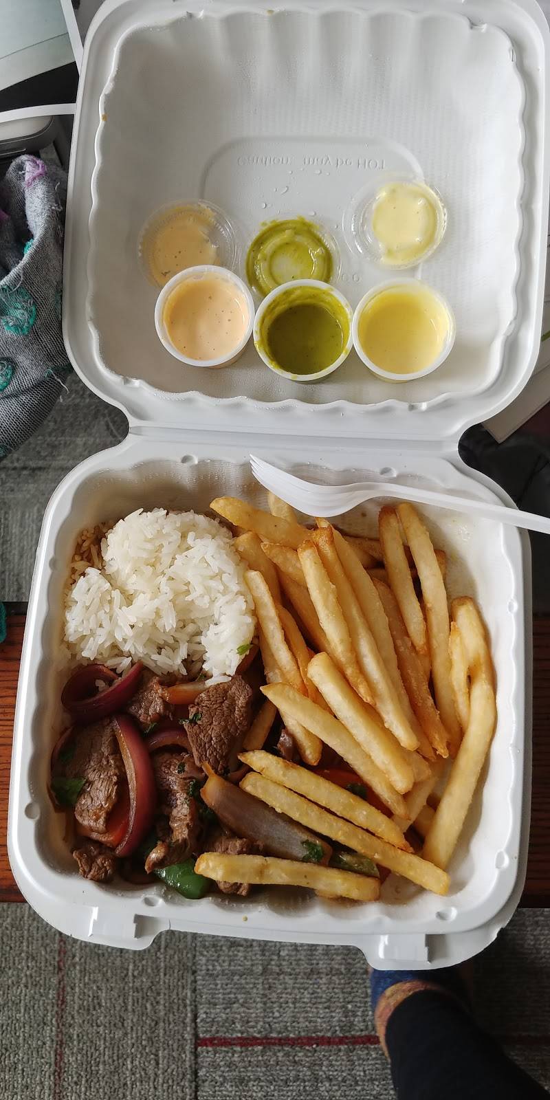 El Fuego Peruvian Kitchen | restaurant | 2300 N Pershing Dr #2C, Arlington, VA 22201, USA | 7038881265 OR +1 703-888-1265