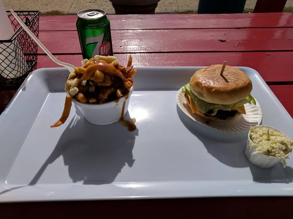 Restaurant Landriault | restaurant | 230 St-Philippe St, Alfred, ON K0B 1A0, Canada | 6136792989 OR +1 613-679-2989