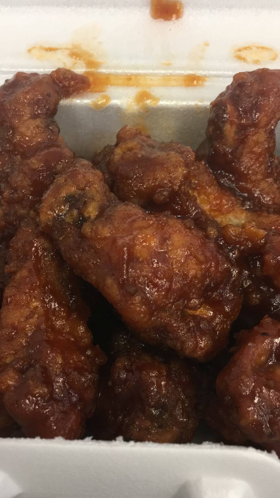 244 Pizza & Wings | restaurant | 1166 Weston Rd, York, ON M6M 4P4, Canada | 4162447777 OR +1 416-244-7777