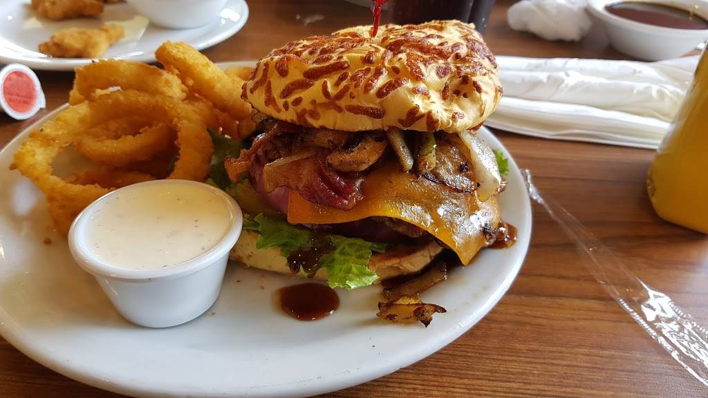 Dennys | restaurant | 15015 Freedom Ave, San Leandro, CA 94578, USA | 5102789826 OR +1 510-278-9826