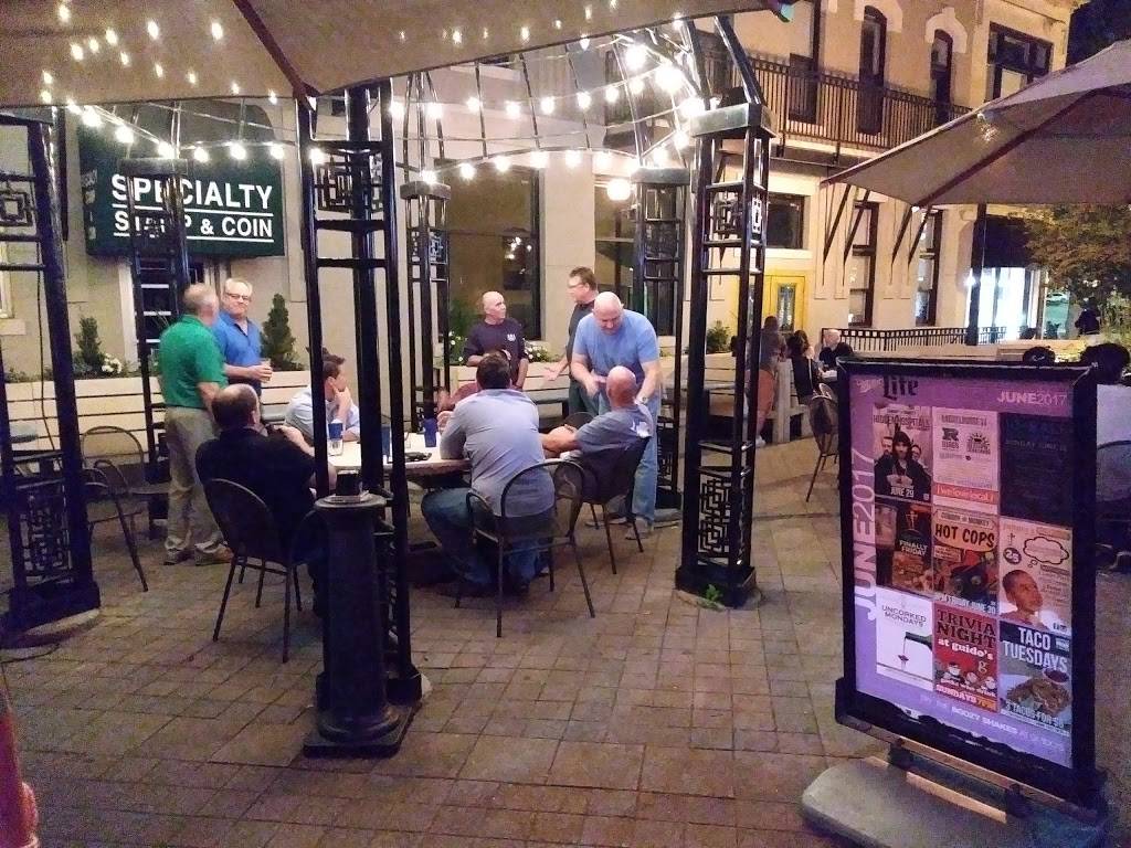 Cowboy Monkey | restaurant | 6 Taylor St, Champaign, IL 61820, USA | 2173982688 OR +1 217-398-2688