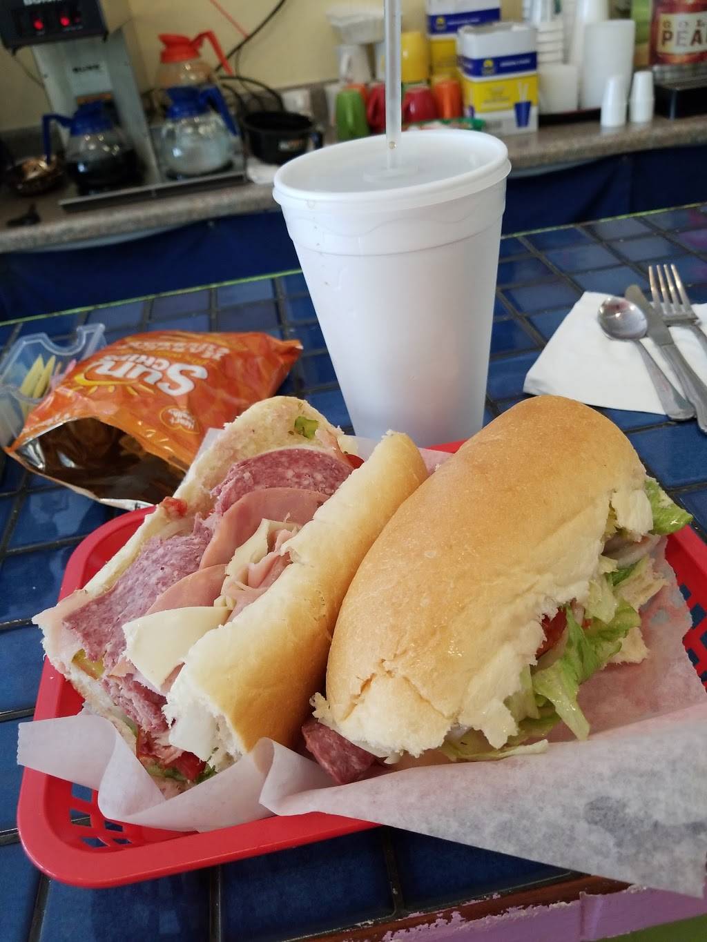 Sammies Paradise Subs | meal takeaway | 4783 SE Dixie Hwy, Stuart, FL 34997, USA | 7722105675 OR +1 772-210-5675