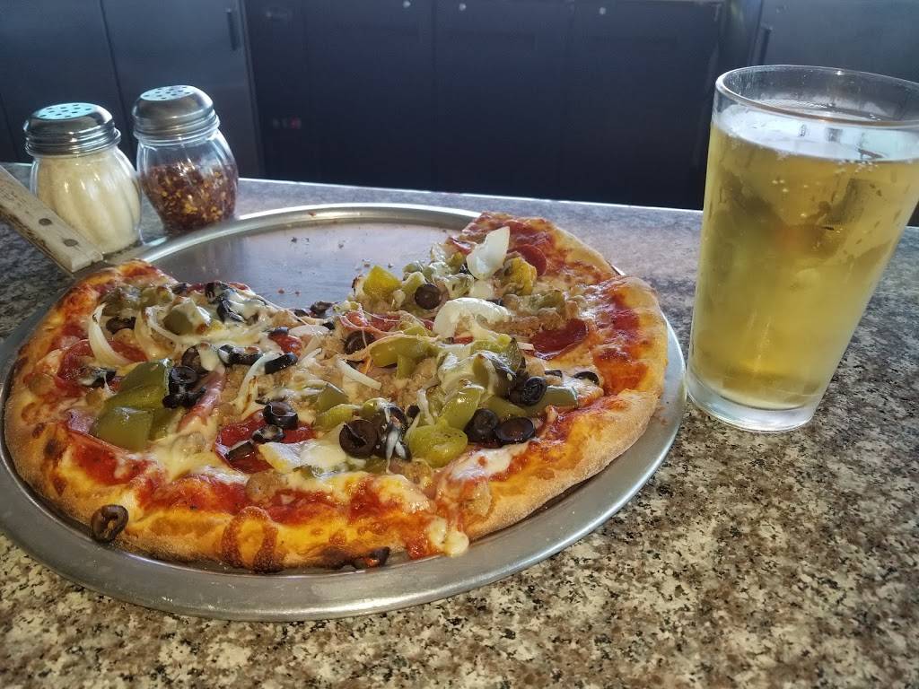 Benjamins Pizza Kitchen & Bar | restaurant | 295 West Byron Nelson Boulevard #200, Roanoke, TX 76262, USA | 6822377707 OR +1 682-237-7707