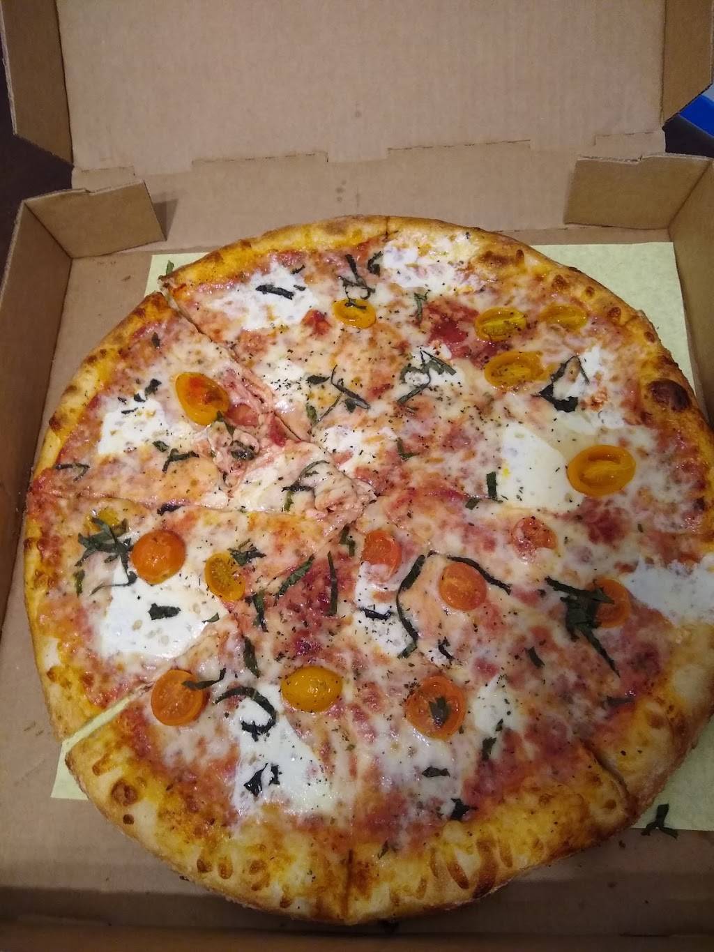 Yaghis Pizzeria | restaurant | 4500 Williams Dr #200, Georgetown, TX 78633, USA | 5128689991 OR +1 512-868-9991