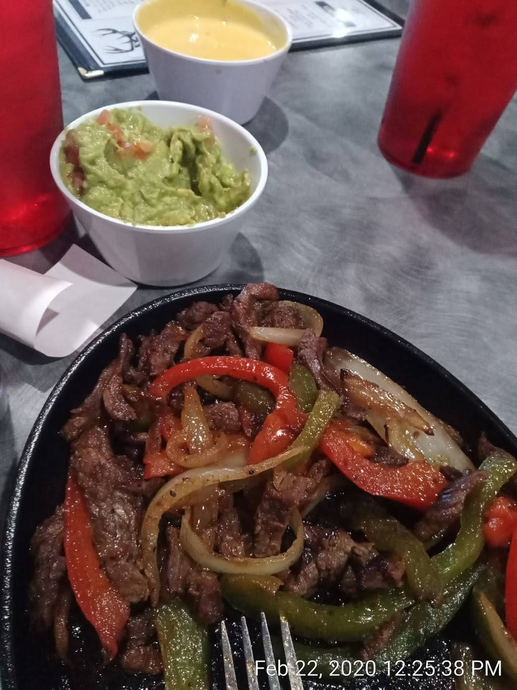 Deer Creek Sports Cantina & Tacos | restaurant | 12221 Mary Plaza, Omaha, NE 68142, USA | 4028841964 OR +1 402-884-1964