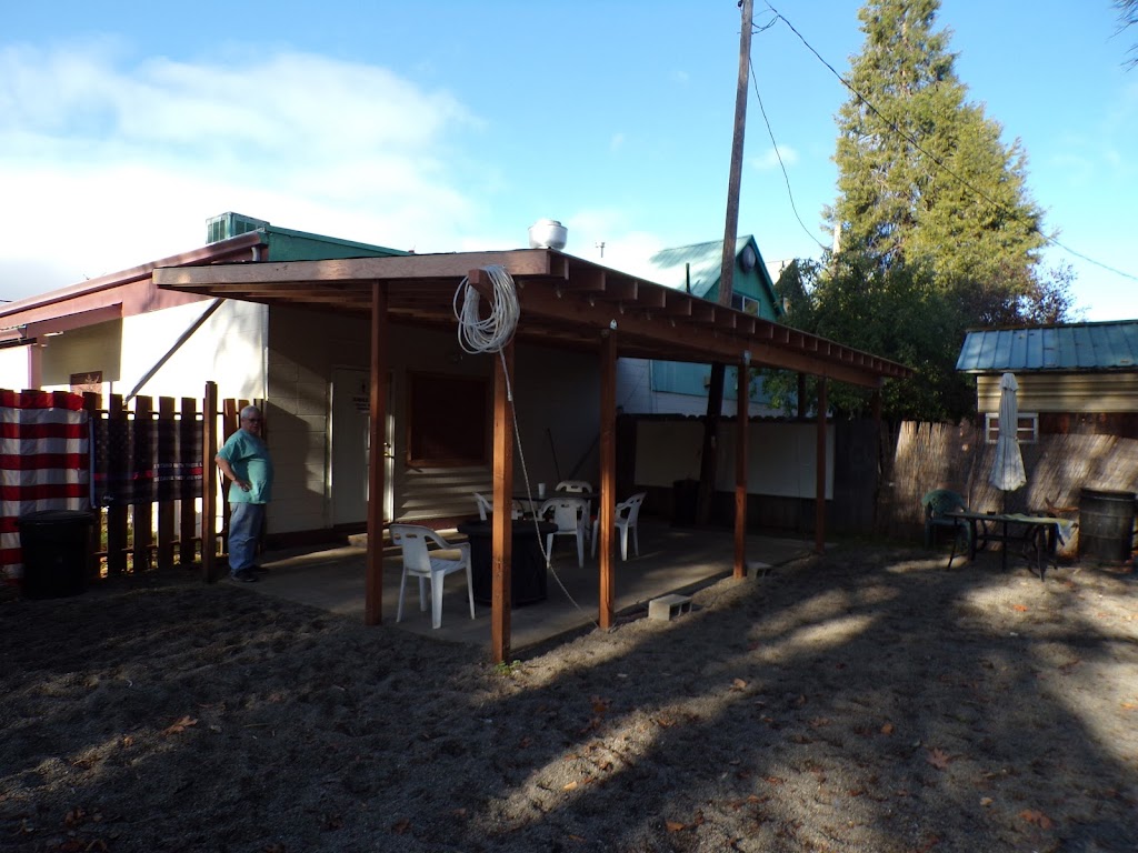 Canyon Creek Tavern | restaurant | 515 S Main St, Canyonville, OR 97417, USA | 5418392110 OR +1 541-839-2110