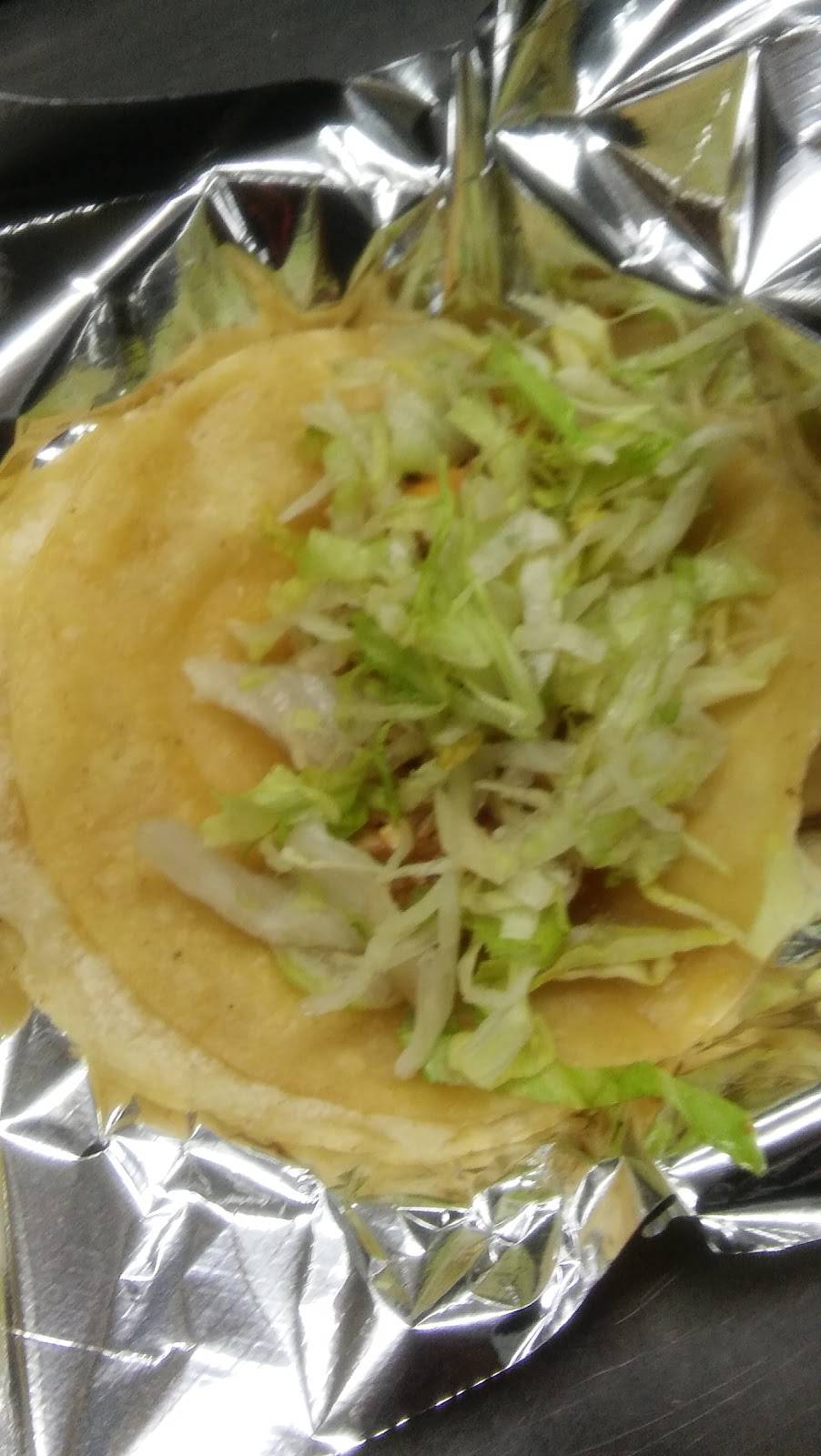 Peeples Taco Place | restaurant | 5944 W Chicago Ave, Chicago, IL 60651, USA | 7736267699 OR +1 773-626-7699