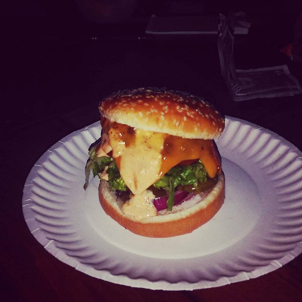 The B-Side | restaurant | 2709 Cherokee St, St. Louis, MO 63118, USA | 3143548180 OR +1 314-354-8180