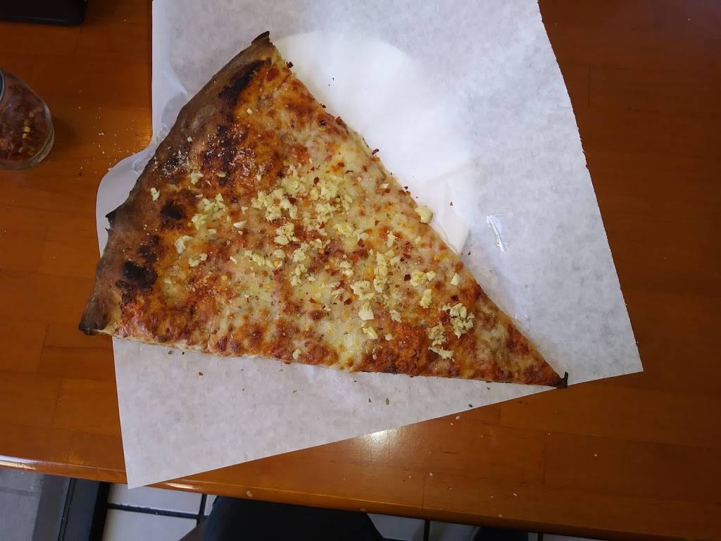 Giant New York Pizza | meal delivery | 3704 Voltaire St, San Diego, CA 92107, USA | 6195231112 OR +1 619-523-1112