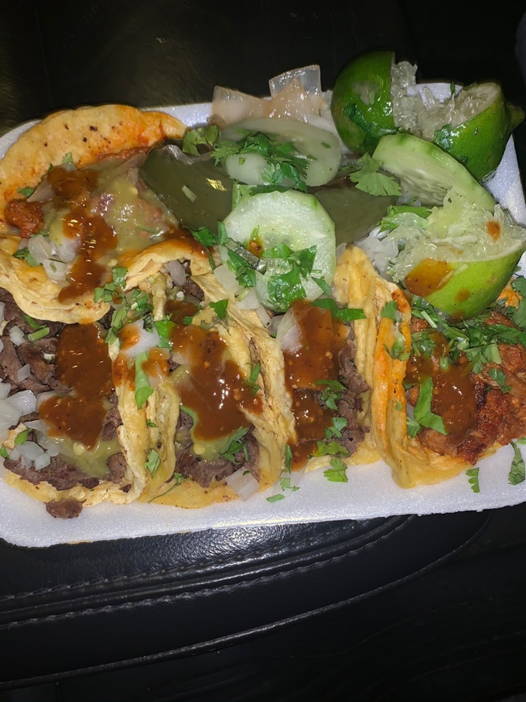 Mini Tacos Los Dos Hermanos Food Truck | restaurant | 6214 Randolph Blvd, San Antonio, TX 78233, USA | 2108109978 OR +1 210-810-9978