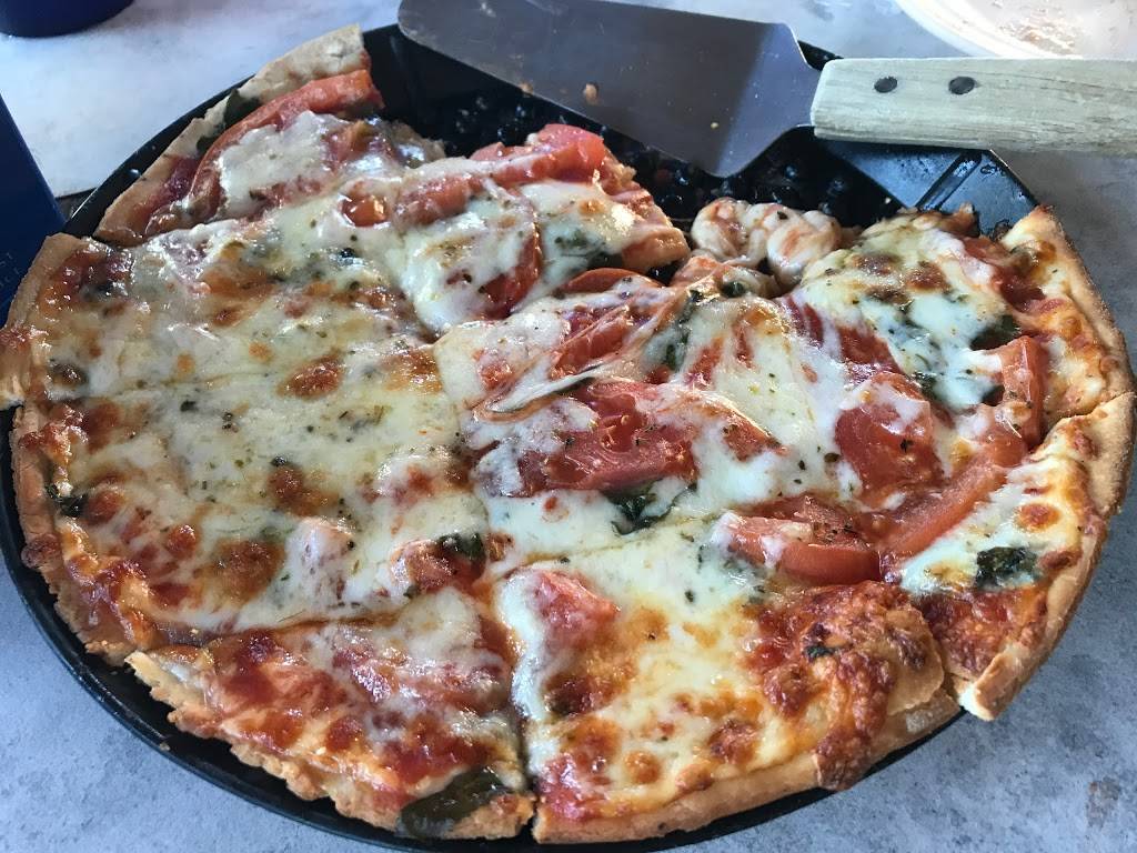 Pusateris Chicago Pizza | restaurant | 221 SE Ocean Blvd, Stuart, FL 34994, USA | 7722889810 OR +1 772-288-9810