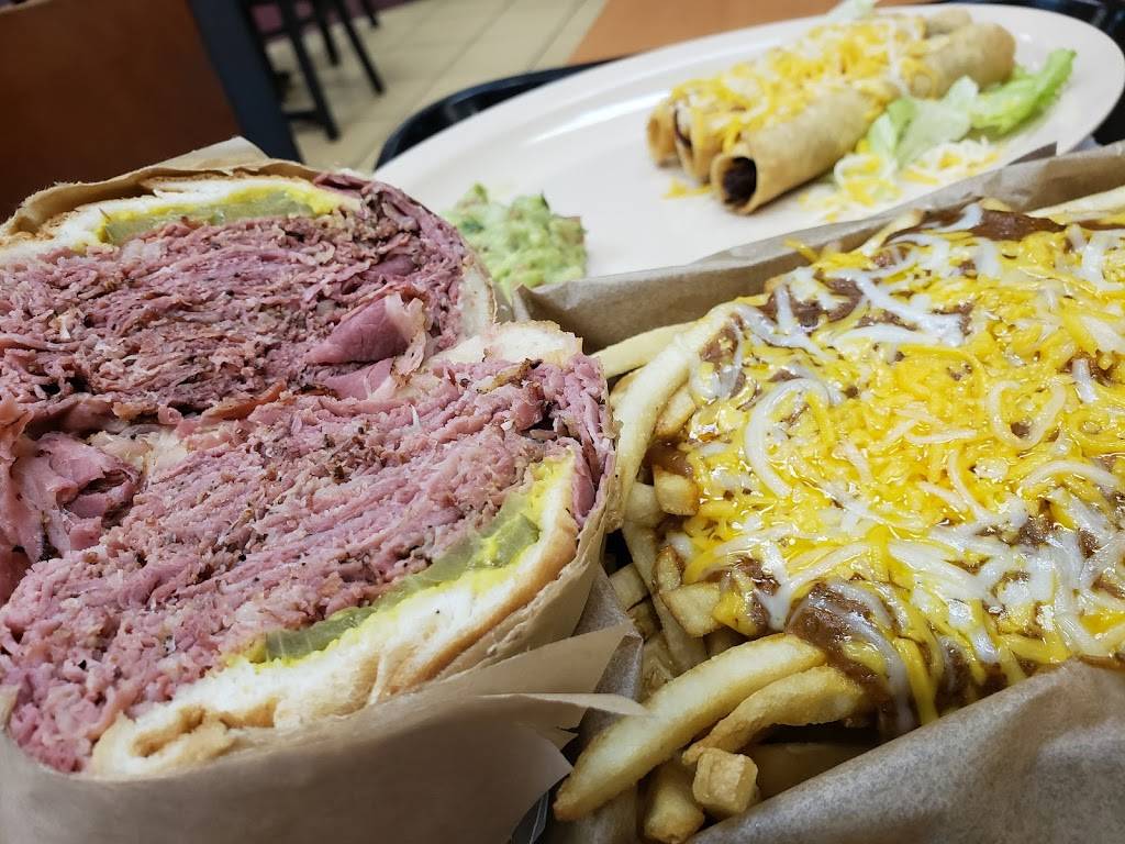 Everest Burgers | restaurant | 18645 Soledad Canyon Rd, Santa Clarita, CA 91351, USA | 6612523412 OR +1 661-252-3412